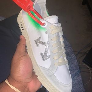 Brand new off -white sneaker